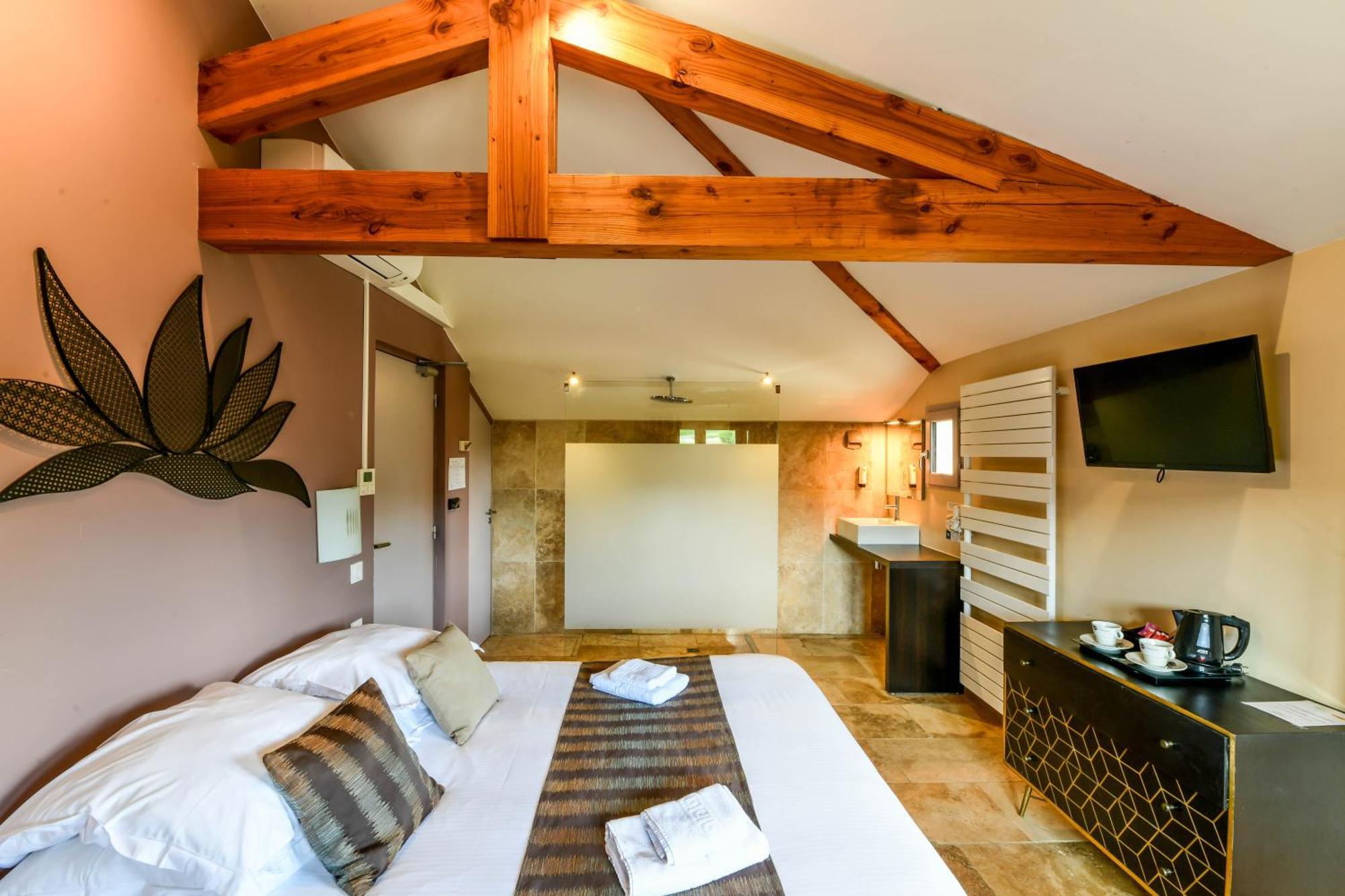 Logis L'Auberge de Larressingle Exterior foto